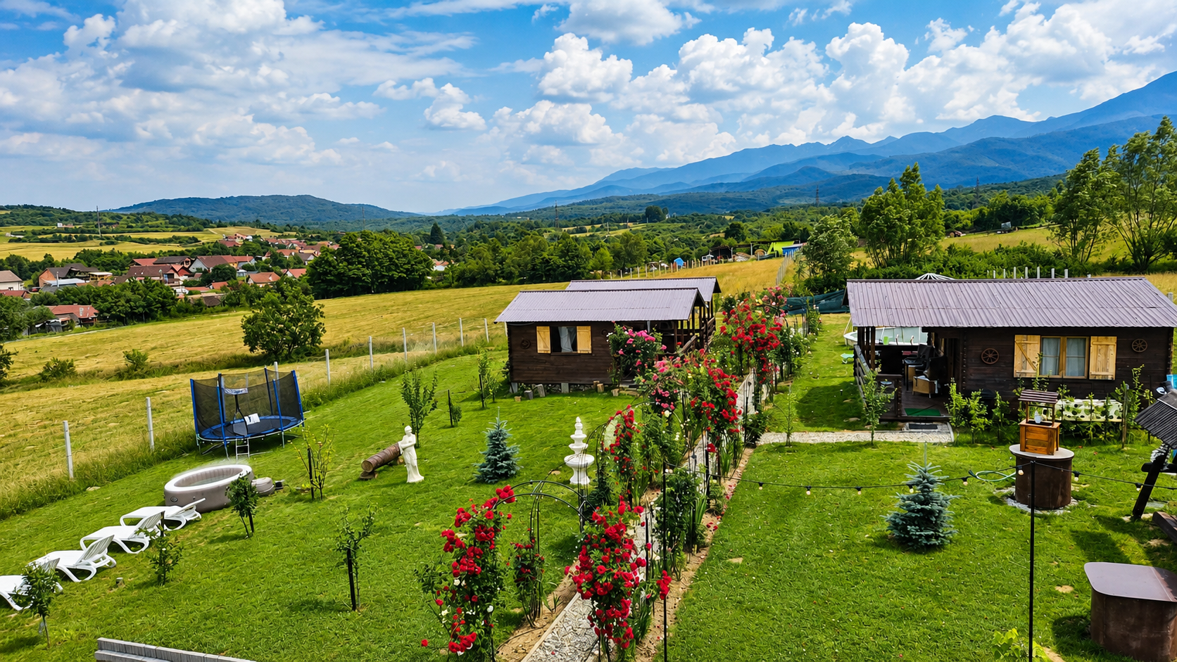 Căbănuța din Deal — cabane din lemn în Racovița